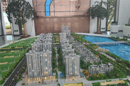 罗浮阳光3室2厅2卫50万130m2精装出售